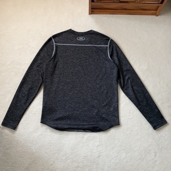 Under Armour Heat Gear Long Sleeve - Picture 3 of 9